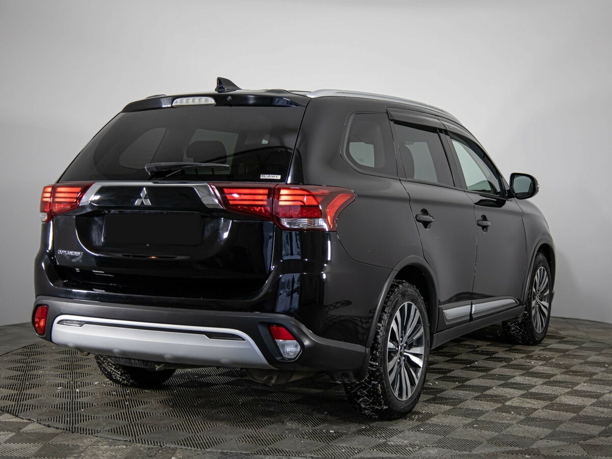 Mitsubishi Outlander III Рестайлинг 3, 2020 - 76 905 км. | Фото №3
