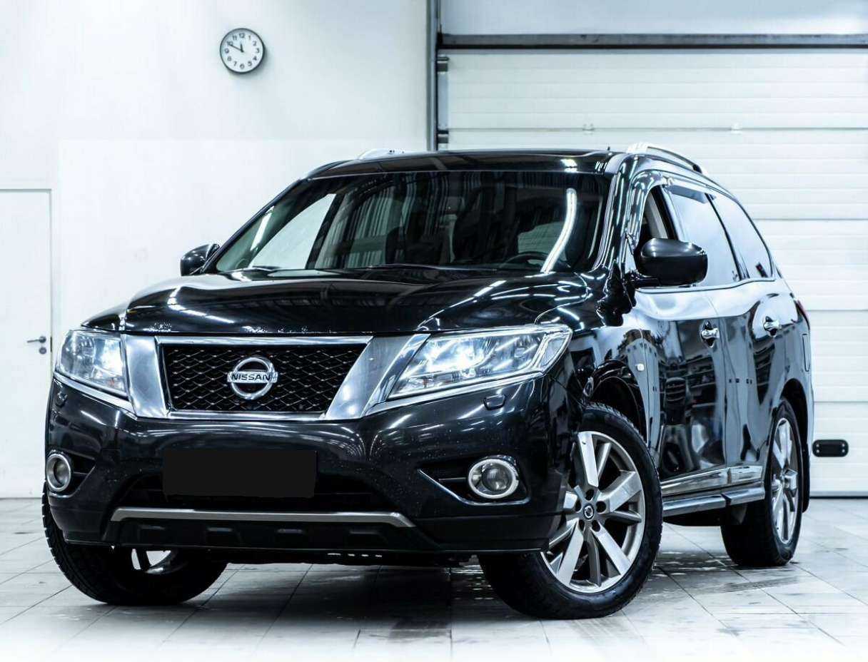 Nissan Pathfinder, 2015 - 195 000 км. | Фото №1