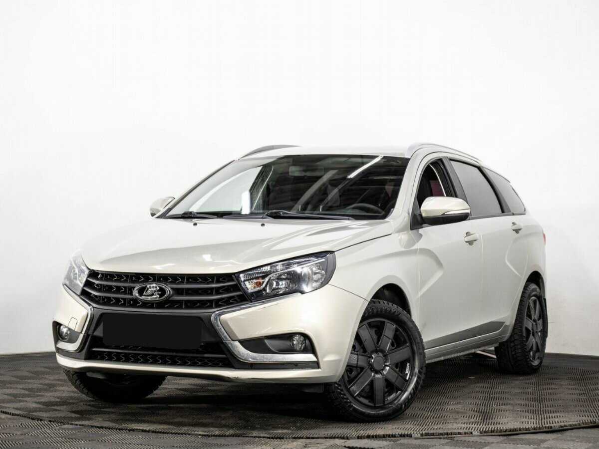 Lada (ВАЗ) Vesta SW, 2019 - 47 000 км. | Фото №1
