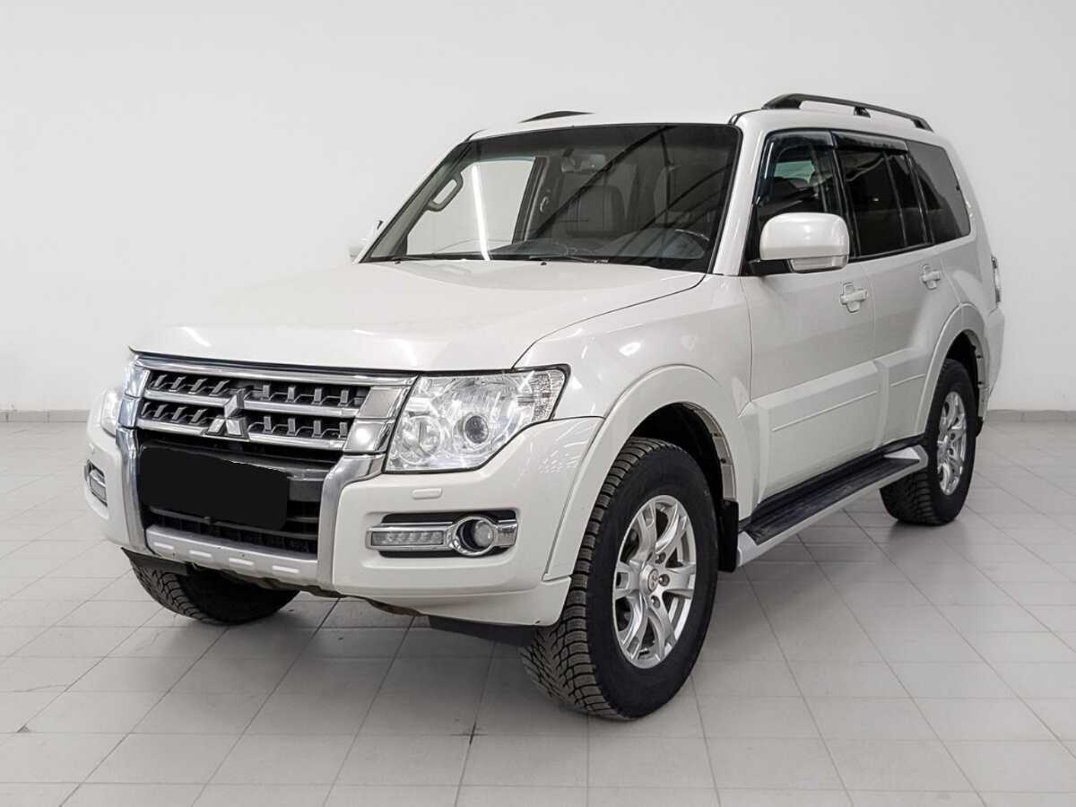 Mitsubishi Pajero, 2015 - 235 560 км. | Фото №1